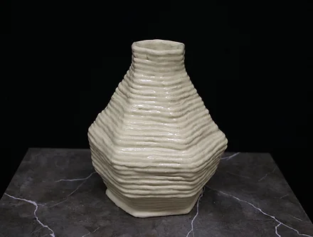 Glazovaná váza 1