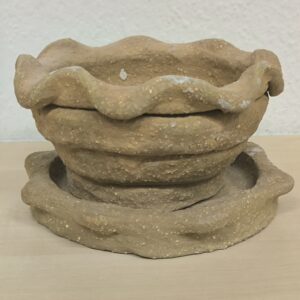 Květináč s podmiskou